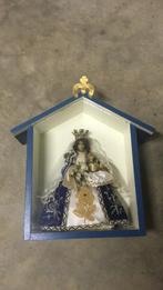 Antiek mariakapelletje met bijen wassen beeldje voor buiten, Ophalen of Verzenden