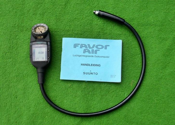 Suunto Favor Air Lux duikcomputer met kompas, Watersport en Boten, Duiken, Gebruikt, Duikcomputer, Ophalen of Verzenden
