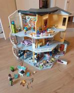 Playmobil modern woonhuis met extra etage en inrichting, Kinderen en Baby's, Speelgoed | Playmobil, Ophalen of Verzenden, Zo goed als nieuw