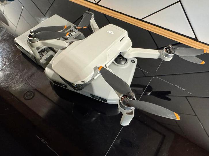 DJI Mini 2 Fly More Combo - ZGAN, Audio, Tv en Foto, Drones, Zo goed als nieuw, Drone met camera, Ophalen of Verzenden