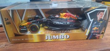 Max Verstappen Red Bull 1:24. Nooit uit de doos geweest! beschikbaar voor biedingen