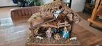 Kerststal - groot - met beeldjes, Diversen, Ophalen of Verzenden