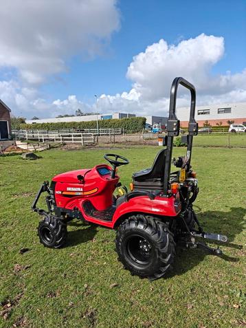 Shibaura SX24 mini tractor met fronthef beschikbaar voor biedingen