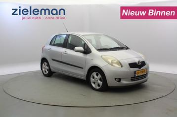 Toyota YARIS 1.3 VVTi Luna MMT 5 Deurs Automaat - Clima, Lic beschikbaar voor biedingen