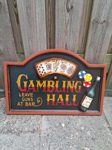Vintage Houten Wandbord Gambling Hall beschikbaar voor biedingen