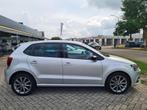 Volkswagen Polo 1.2 TSI First Edition, Navi, scherm, bleutoo, Auto's, Volkswagen, Stof, Gebruikt, 4 cilinders, Met garantie (alle)