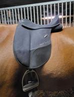 Wintec dressuurzadel Isabelle Werth 17,5 inch, Ophalen, Zo goed als nieuw, Dressuur