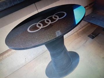 Audi LOGO Design salontafel van graniet H/B/L: 71/52/78 cm. beschikbaar voor biedingen