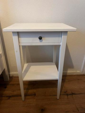 Nachtkast wit IKEA Hemmes