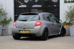 Renault Clio 2.0 RS - ANGE ET DEMON 99/99 - AKRAPOVIC - RECA, Auto's, Voorwielaandrijving, Gebruikt, Zwart, Leder