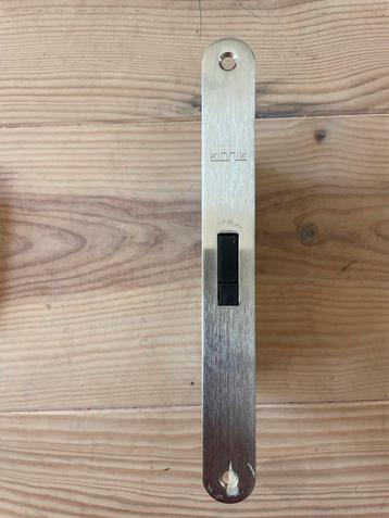 Bonaiti / Xinix magneet slot, nieuw. beschikbaar voor biedingen