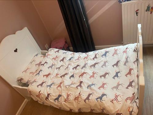 Stevig Peuterbed bed wit compleet studio ditte dekbed 150/70, Kinderen en Baby's, Kinderkamer | Bedden, Zo goed als nieuw, 140 tot 160 cm