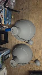 Twee grijze hanglampen, Ophalen of Verzenden, Zo goed als nieuw, Metaal, Minder dan 50 cm