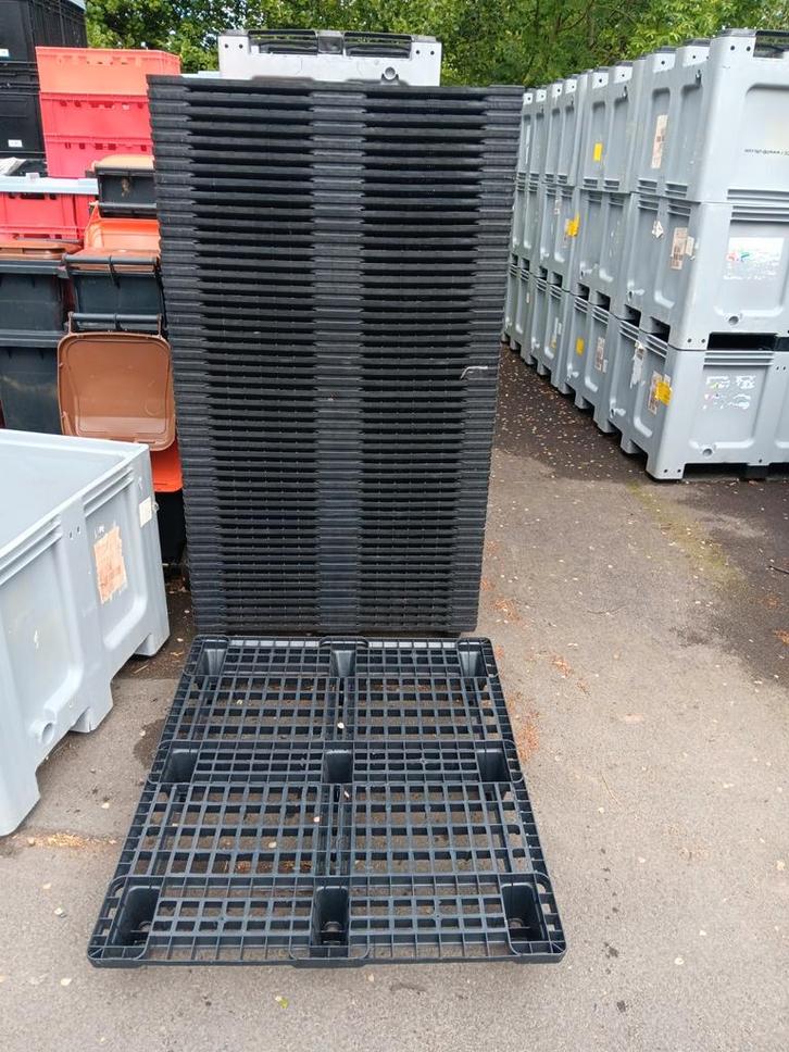 Nestbare kunststof pallets 100x120 cm nieuw, Doe-het-zelf en Verbouw, Kratten en Dozen, Zo goed als nieuw, Overige typen, 100 cm of meer