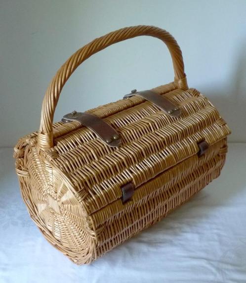 ronde rieten picknickmand, Hobby en Vrije tijd, Picknickmanden, Gebruikt, Ophalen of Verzenden