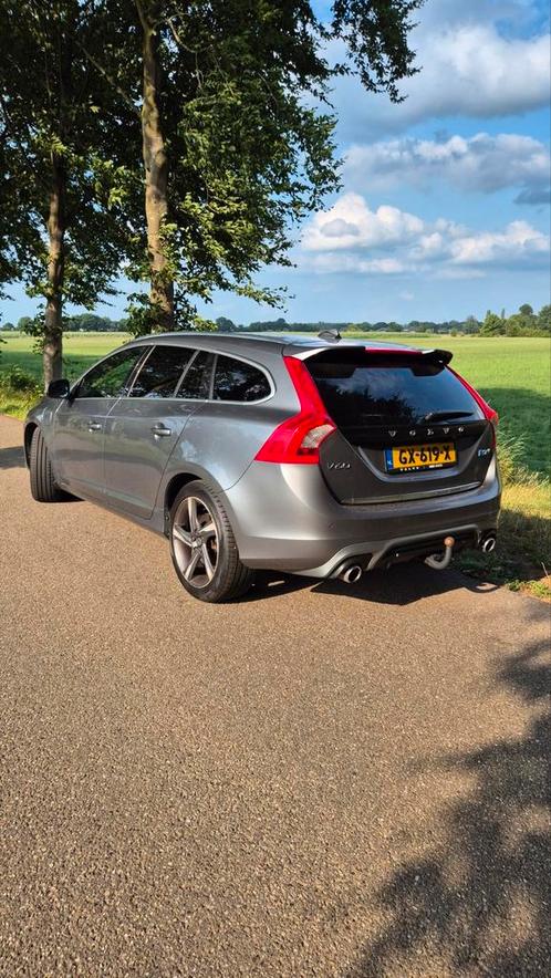 Volvo V60 D6 Twin Engine 288pk Geartronic AWD Plug In Hybrid, Auto's, Volvo, Particulier, V60, Achteruitrijcamera, Adaptieve lichten