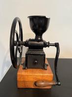 Ouderwetse koffie molen, Antiek en Kunst, Antiek | Keukenbenodigdheden, Ophalen