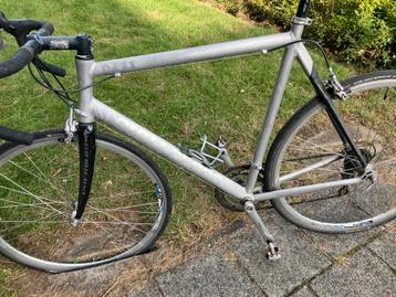 Cicli Cecco racefiets (hoog model) beschikbaar voor biedingen