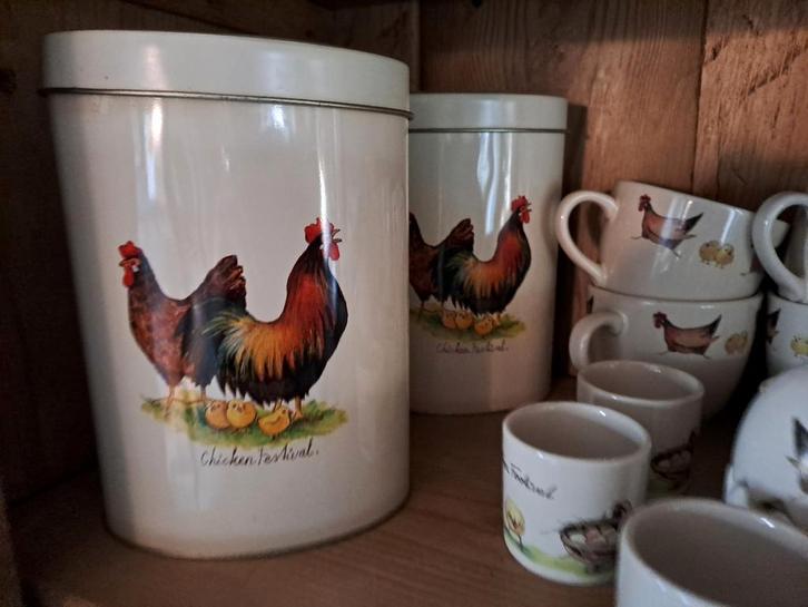 JET Servies Chicken Festival + 1 koeienmok, Huis en Inrichting, Keuken | Servies, Zo goed als nieuw, Compleet servies, Overige stijlen