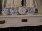 Antiek Servies, ca. 1880 van Maastrichts  aardewerk., Antiek en Kunst, Ophalen of Verzenden