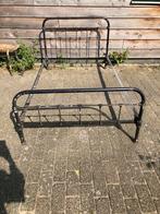 Antiek gietijzeren bed (310824c), Antiek en Kunst, Ophalen