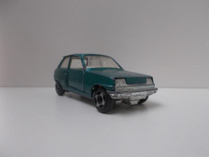 5717 Renault 5 Politoys 1:43, Hobby en Vrije tijd, Modelauto's | 1:43, Gebruikt, Auto, Overige merken, Ophalen of Verzenden