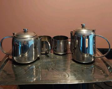 Vintage Zilverkleurig Thee koffieservies zeer compleet beschikbaar voor biedingen