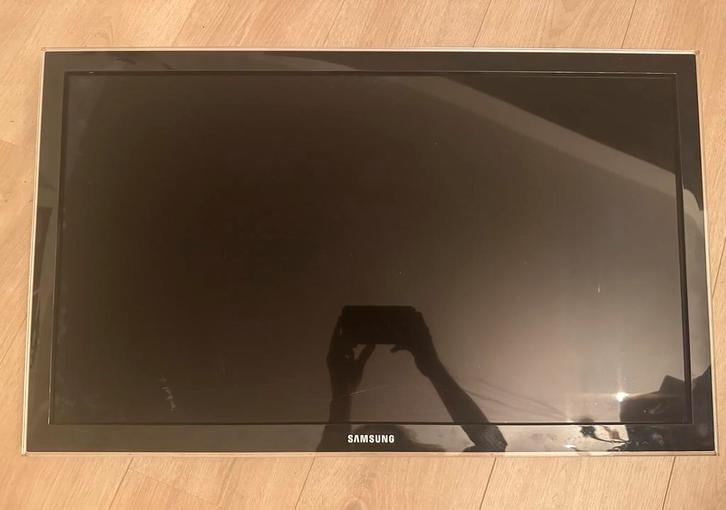 Samsung TV met muurbeugel - Prima Staat!, Audio, Tv en Foto, Televisies, Zo goed als nieuw, LED, 60 tot 80 cm, Full HD (1080p)