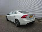 Volvo S60 1.6 T3 Momentum Climate / Led / Trekhaak, Auto's, Volvo, 743 kg, Origineel Nederlands, Te koop, 5 stoelen