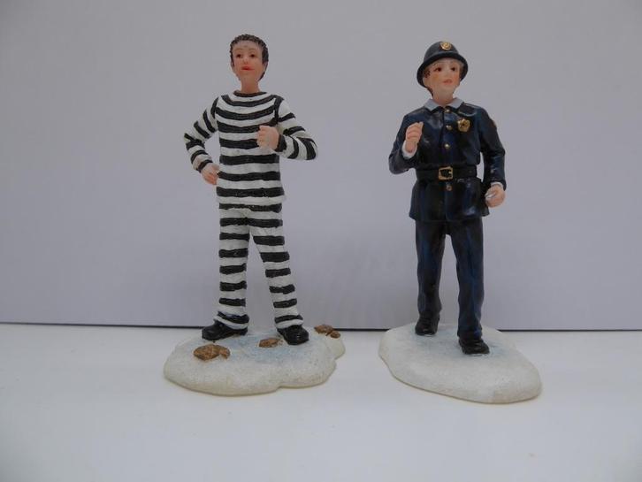 Luville Set - Policeman Wiliam Enfield with prisoner- 600088, Diversen, Kerst, Nieuw, Verzenden
