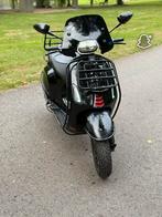 vespa sprint full option, Ophalen of Verzenden, Zo goed als nieuw