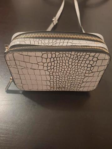 Ted Baker Schoudertasje Wit Croco beschikbaar voor biedingen