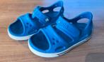 Crocs kinderslippers sandaaltjes maat 9 blauw klittenband, Crocs, Overige typen, Ophalen of Verzenden, Zo goed als nieuw
