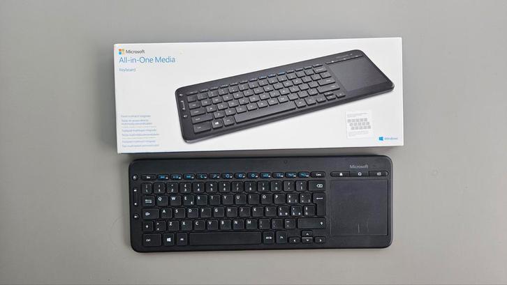 Microsoft All-in-One Media Keyboard - Draadloos Toetsenbord, Computers en Software, Toetsenborden, Zo goed als nieuw, Qwerty, Draadloos