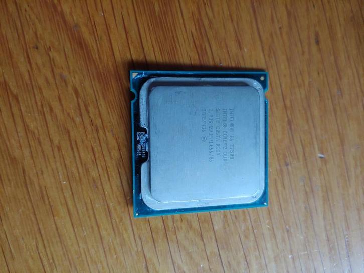 Partij oude CPUs, core 2 duo, pentium celeron, Computers en Software, Processors, Gebruikt, 2-core, 2 tot 3 Ghz, Ophalen of Verzenden