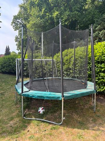 Gratis!! Trampoline met net,  3 meter en voetbalgoaltje beschikbaar voor biedingen