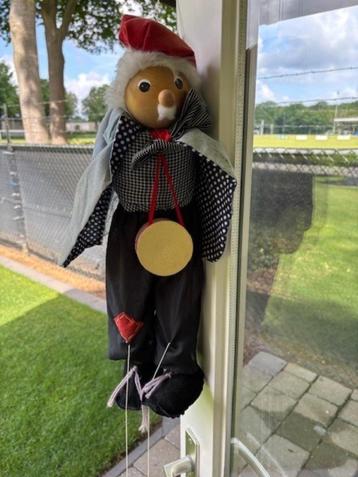 Poppenkast Pop beschikbaar voor biedingen