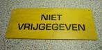Metalen industriële plaat met tekst, Doe-het-zelf en Verbouw, Ophalen of Verzenden, Gebruikt, IJzer