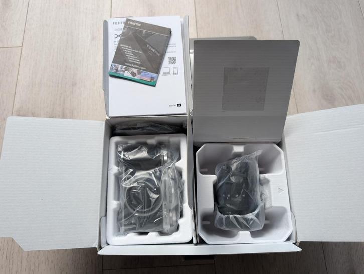 [NIEUW] Fujifilm X-T5 + XF 16-50mm Zilver, Audio, Tv en Foto, Fotocamera's Digitaal, Nieuw, Compact, Fuji, Geen optische zoom