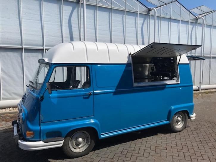 Renault Estafette Foodtruck, Auto's, Oldtimers, Particulier, Renault, Benzine, Overige carrosserieën, Handgeschakeld, Blauw, Zwart