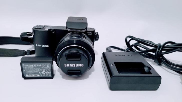 Samsung NX1000 + 20-50mm Lens, Audio, Tv en Foto, Fotocamera's Digitaal, Zo goed als nieuw, Samsung, Ophalen of Verzenden