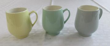 3 Bolle buik bekers pastel. Royal Sphinx kwatta beschikbaar voor biedingen