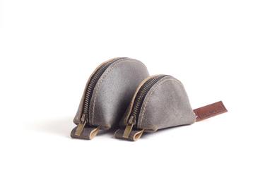 Handgemaakte leren make-up tasjes beschikbaar voor biedingen