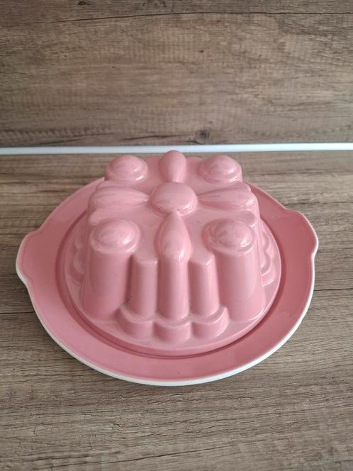 Roze puddingvorm met onderbord Petrus Regout Maastricht, Antiek en Kunst, Antiek | Servies los, Ophalen of Verzenden