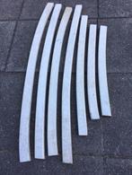 Trapleuning delen uit jaren 30 huis . hardhout met kromming., Ophalen, Gebruikt, Minder dan 2 meter