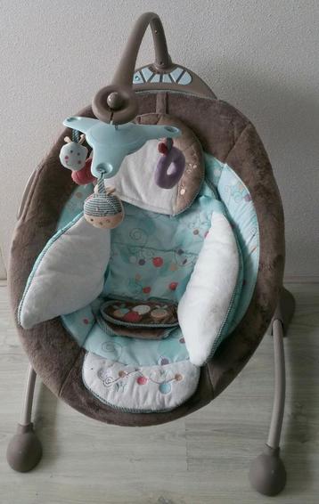 Schommelstoel/ Babyswing/wipstoel beschikbaar voor biedingen