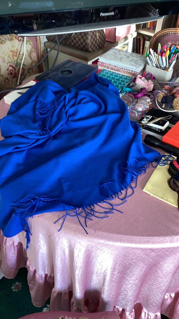 Sjaal, Verzenden, Zo goed als nieuw, Maat 46/48 (XL) of groter, Sjaal