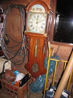 Friese staart klok, Ophalen