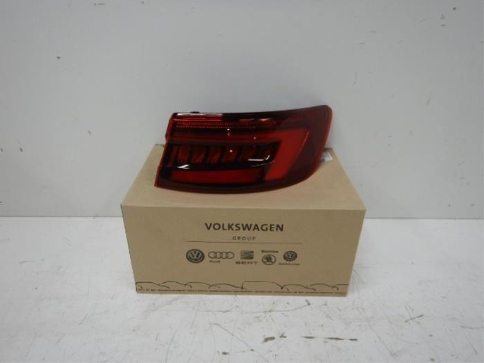 Audi A4 8W5 Sedan Achterlicht Dynamisch LED Rechts-Buiten, Auto-onderdelen, Verlichting, Nieuw, Ophalen