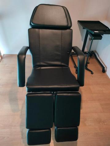 Behandelstoel  beschikbaar voor biedingen